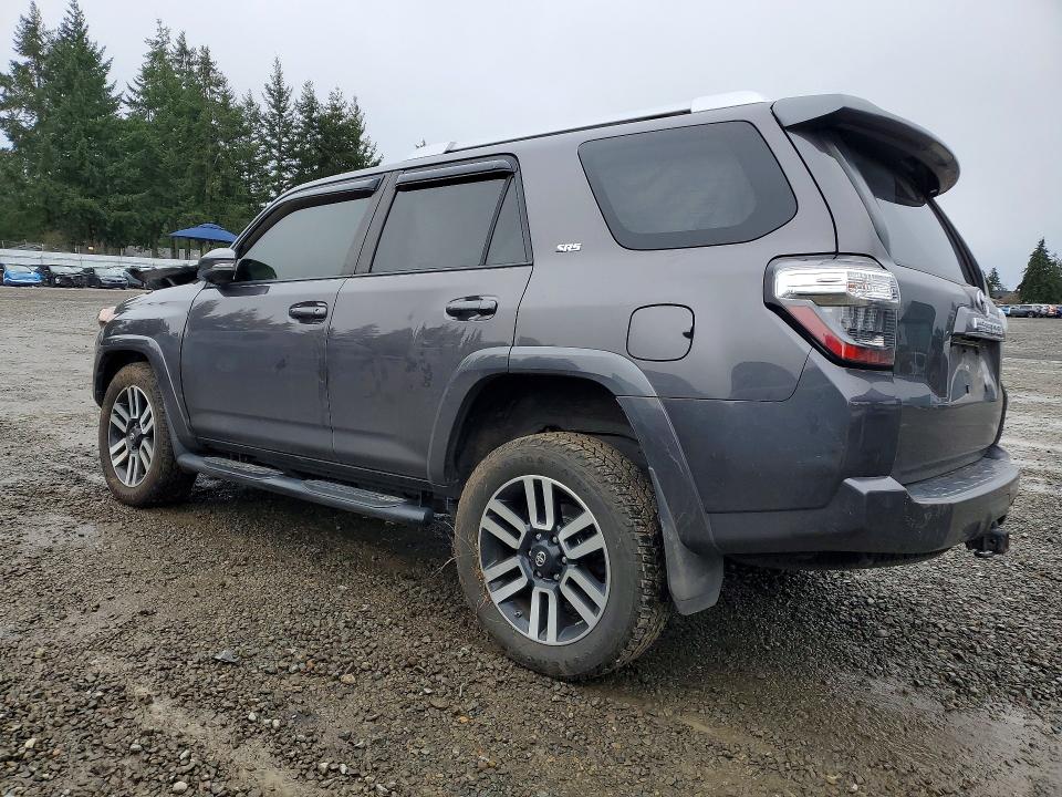Zdjęcie 2 z aukcji – 2015 TOYOTA 4RUNNER z VIN JTEBU5JR1F5225526
