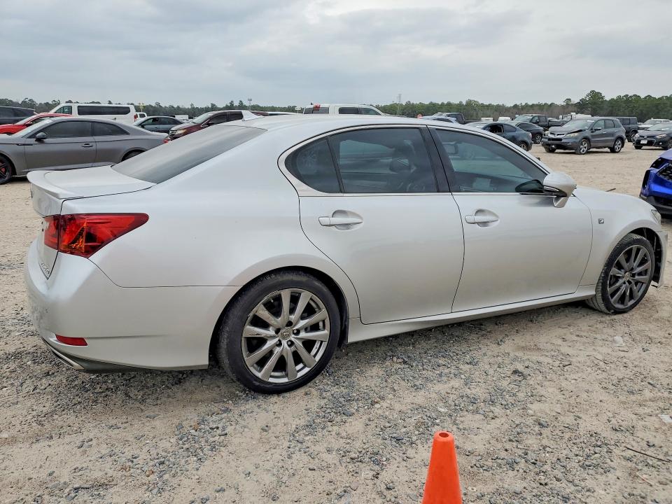 Photo 3 from auction – 2014 LEXUS GS with VIN JTHBE1BL1E5030575