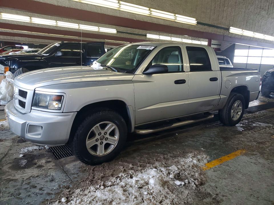 DODGE DAKOTA SLT 2011 with VIN 1D7RW3GK1BS625597 - Photo from auction