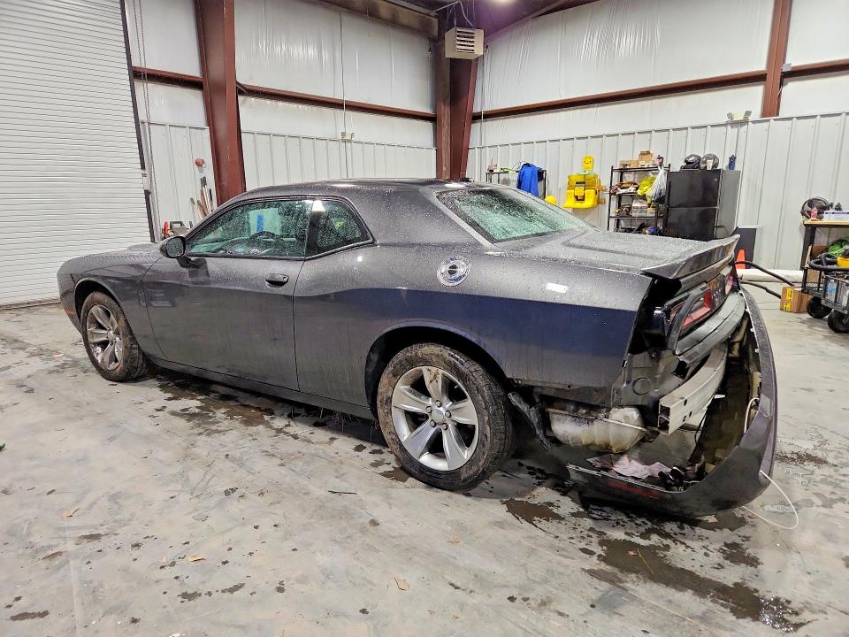 Photo 2 from auction – 2022 DODGE CHALLENGER with VIN 2C3CDZAG4NH265464