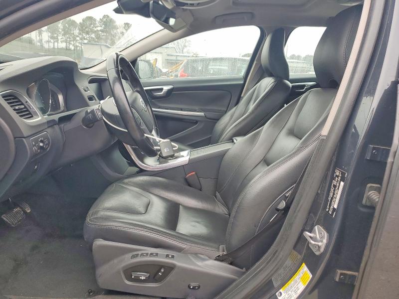 Фото 7 с аукциона – 2015 VOLVO V60 с VIN YV140MEK9F1249980
