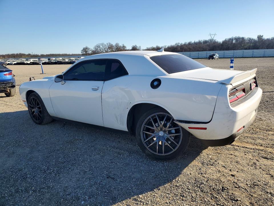 Photo 2 from auction – 2016 DODGE CHALLENGER with VIN 2C3CDZAG1GH309620