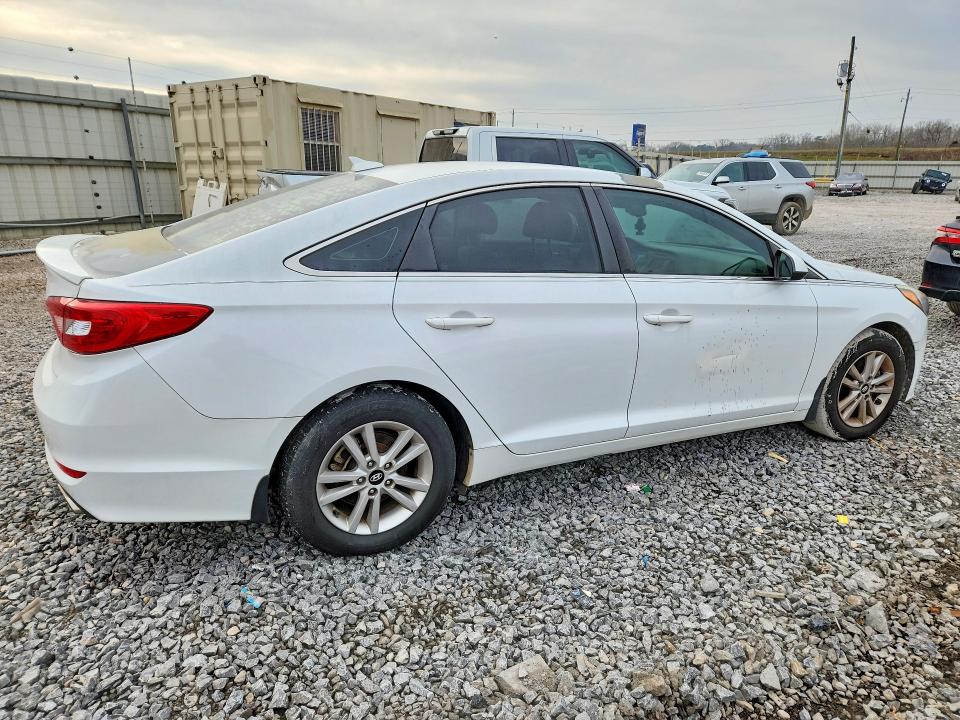 Photo 3 from auction – 2015 HYUNDAI SONATA with VIN 5NPE24AF7FH226669
