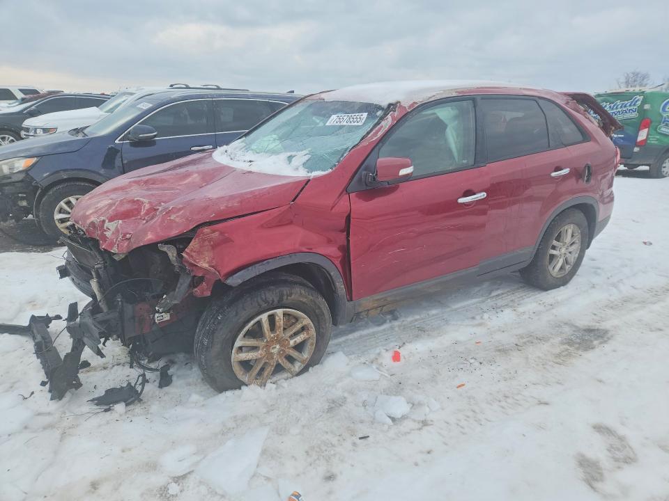 Photo 1 from auction – 2014 KIA SORENTO LX with VIN 5XYKT3A62EG459097