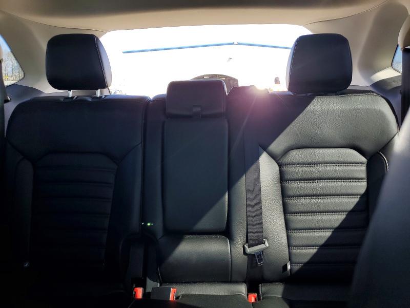 Photo 10 from auction – 2016 FORD EDGE with VIN 2FMPK3J99GBB74838
