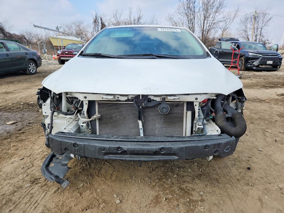 Photo 5 from auction – 2012 TOYOTA COROLLA with VIN 2T1BU4EE4CC797369