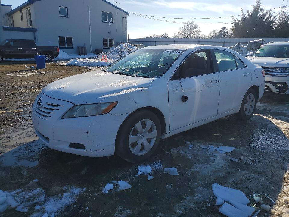 Photo 1 from auction – 2007 TOYOTA CAMRY CE with VIN 4T1BE46K97U700401