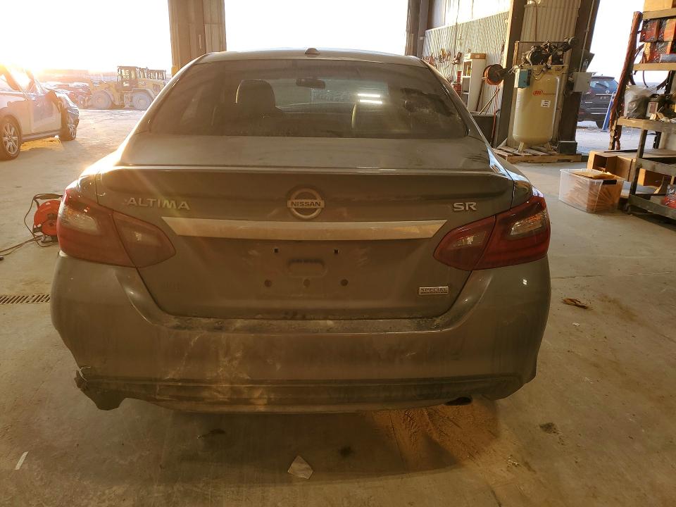 صورة رقم 6 من المزاد - 2018 NISS ALTIMA مع VIN 1N4AL3AP9JC249928