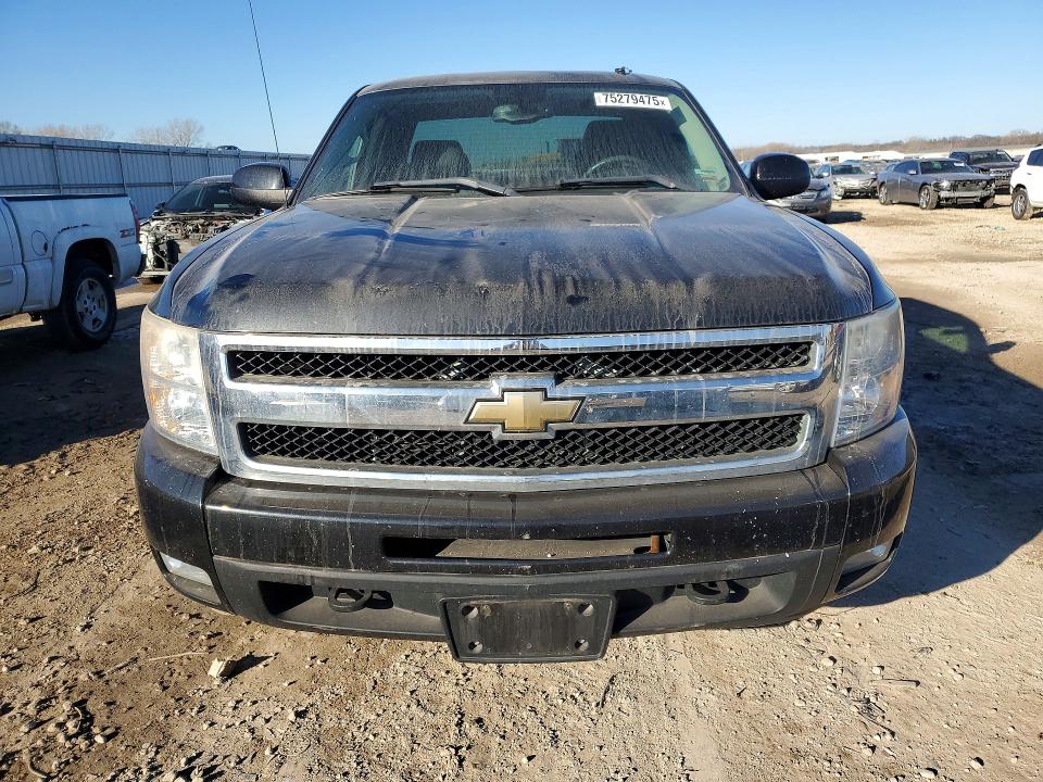 Photo 5 from auction – 2010 CHEVROLET SILVERADO with VIN 1GCSKTE35AZ182007