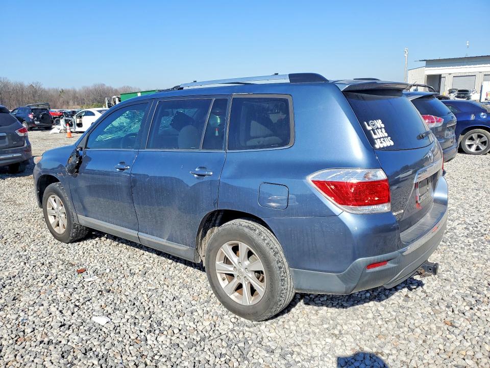Photo 2 from auction – 2013 TOYOTA HIGHLANDER with VIN 5TDZK3EHXDS096286