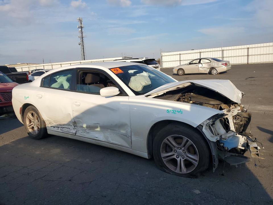 Photo 4 from auction – 2020 DODGE CHARGER with VIN 2C3CDXBG7LH103215