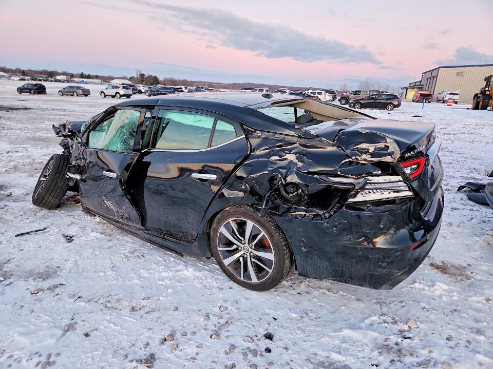 Photo 2 from auction – 2020 NISSAN MAXIMA with VIN 1N4AA6DV7LC363737