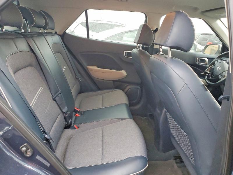 Photo 11 from auction – 2020 HYUNDAI VENUE SEL with VIN KMHRC8A3XLU027902