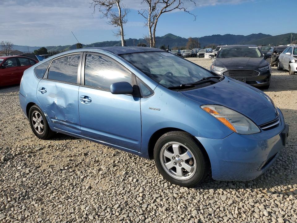 Photo 4 from auction – 2006 TOYOTA PRIUS with VIN JTDKB20U067071314
