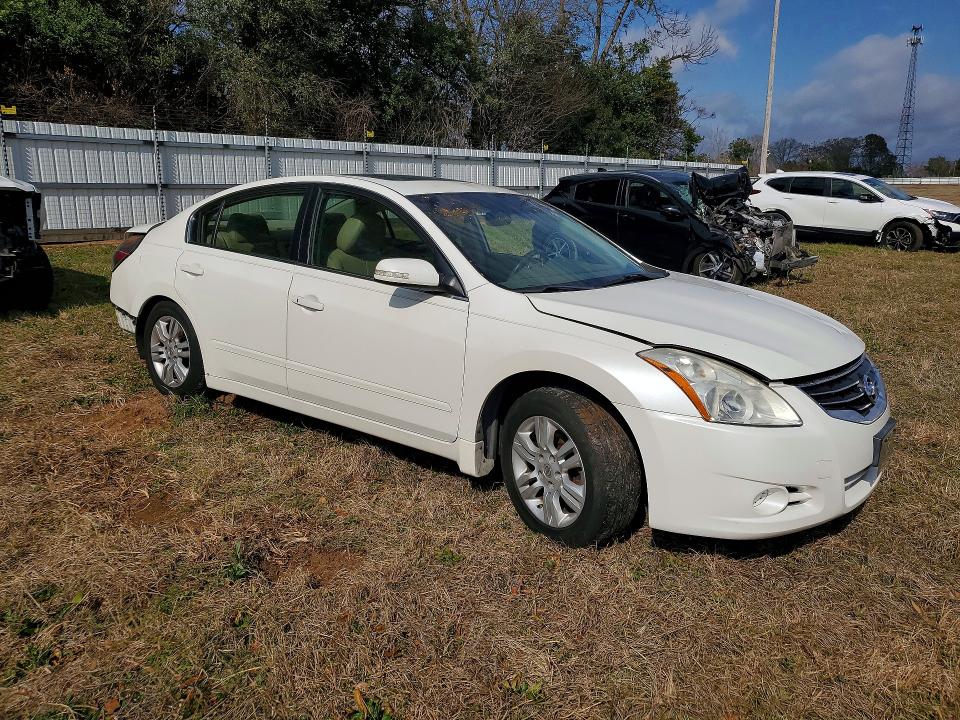 Photo 4 from auction – 2011 NISSAN ALTIMA with VIN 1N4AL2AP9BN479565