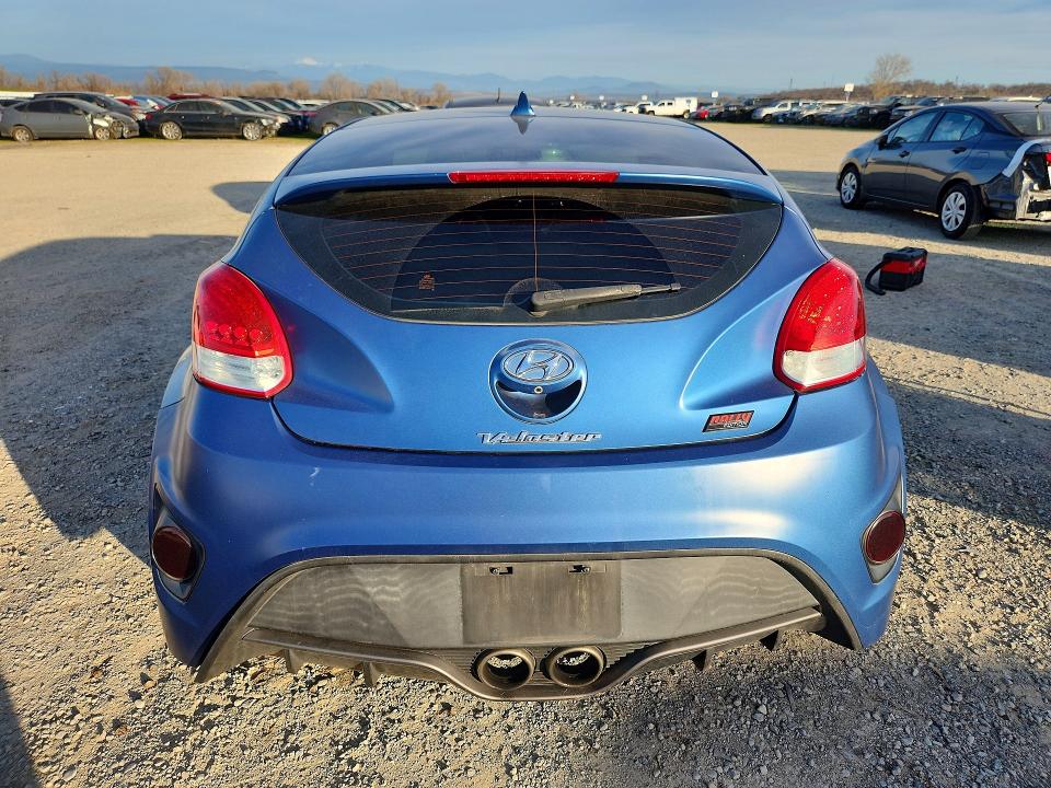 Foto 6 de la subasta – 2016 HYUNDAI VELOSTER con VIN KMHTC6AE0GU253139