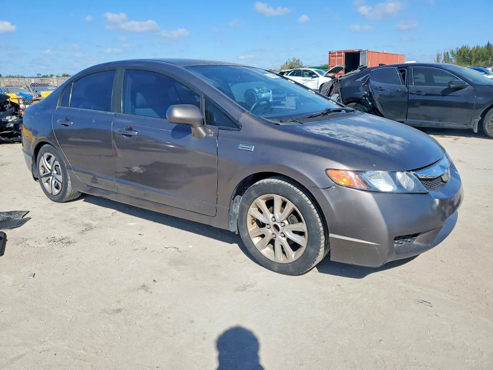 Photo 4 from auction – 2011 HONDA CIVIC with VIN 19XFA1F54BE041595