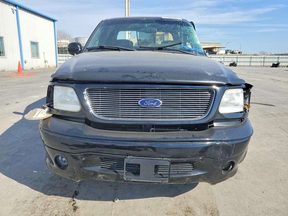 Photo 5 from auction – 2001 FORD F150 with VIN 1FTRW07LX1KA06822