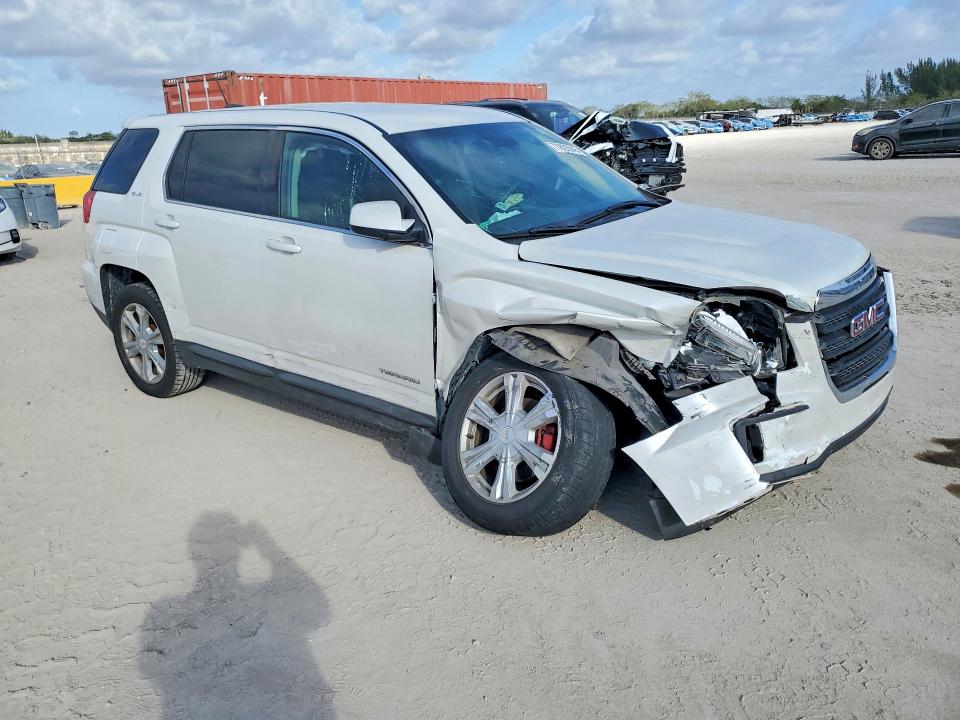 Photo 4 from auction – 2017 GMC TERRAIN with VIN 2GKALMEK9H6352255