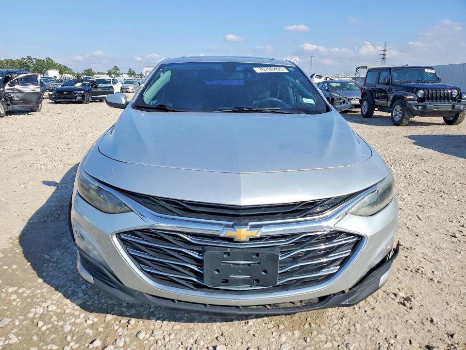Photo 5 from auction – 2022 CHEVROLET MALIBU with VIN 1G1ZD5ST5NF167063