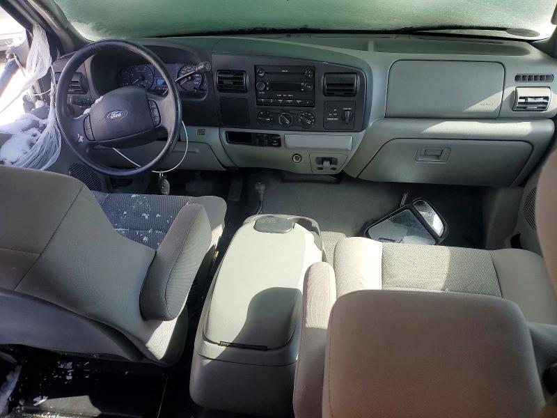 Photo 8 from auction – 2005 FORD F350 with VIN 1FTWX31P25EC81666
