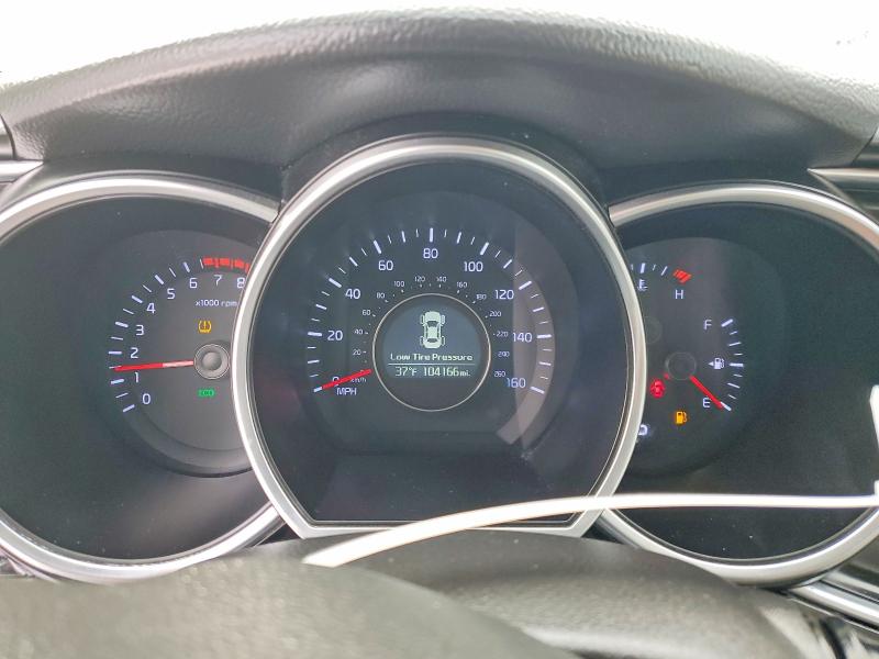 Photo 9 from auction – 2014 KIA OPTIMA with VIN KNAGM4A72E5479728