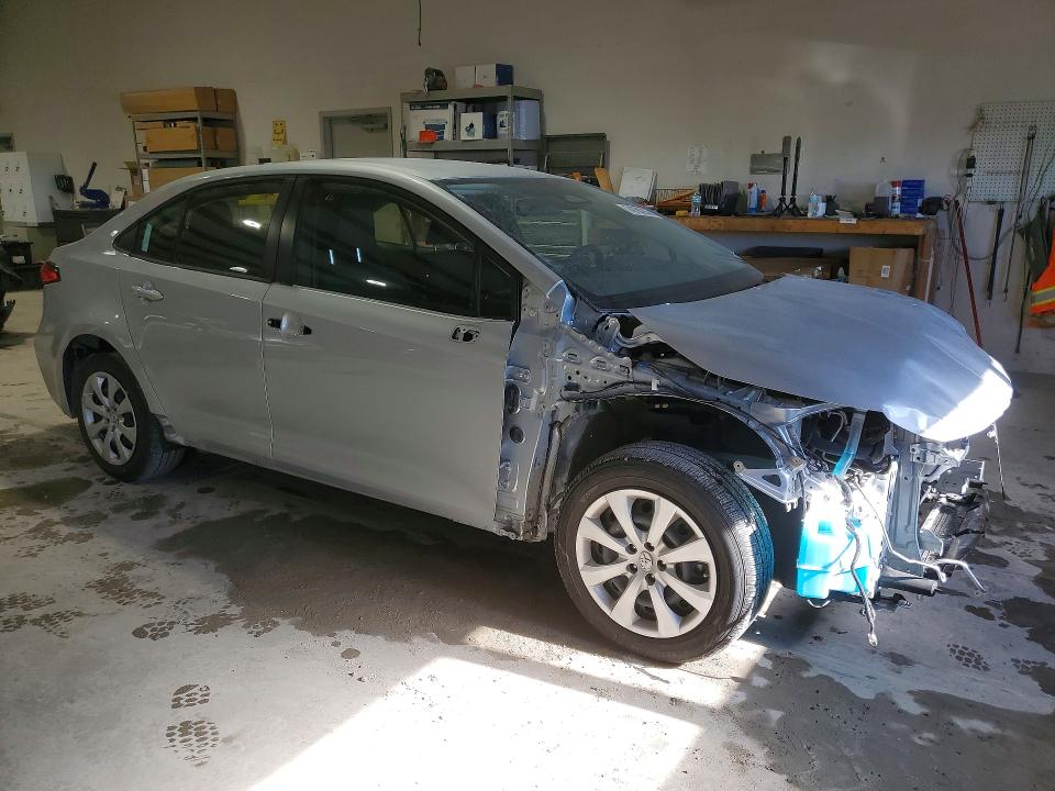 Photo 4 from auction – 2023 TOYOTA COROLLA LE with VIN JTDBCMFEXP3011669