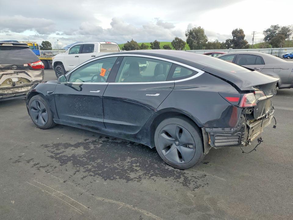 Photo 2 from auction – 2018 TESLA MODEL 3 with VIN 5YJ3E1EA2JF171504