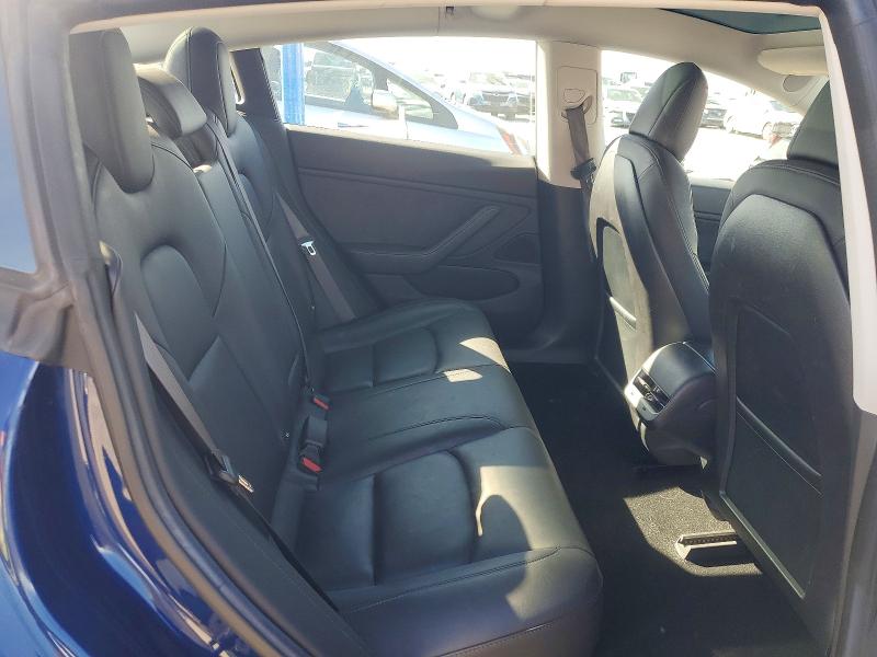 Photo 10 from auction – 2018 TESLA MODEL 3 with VIN 5YJ3E1EA9JF042806
