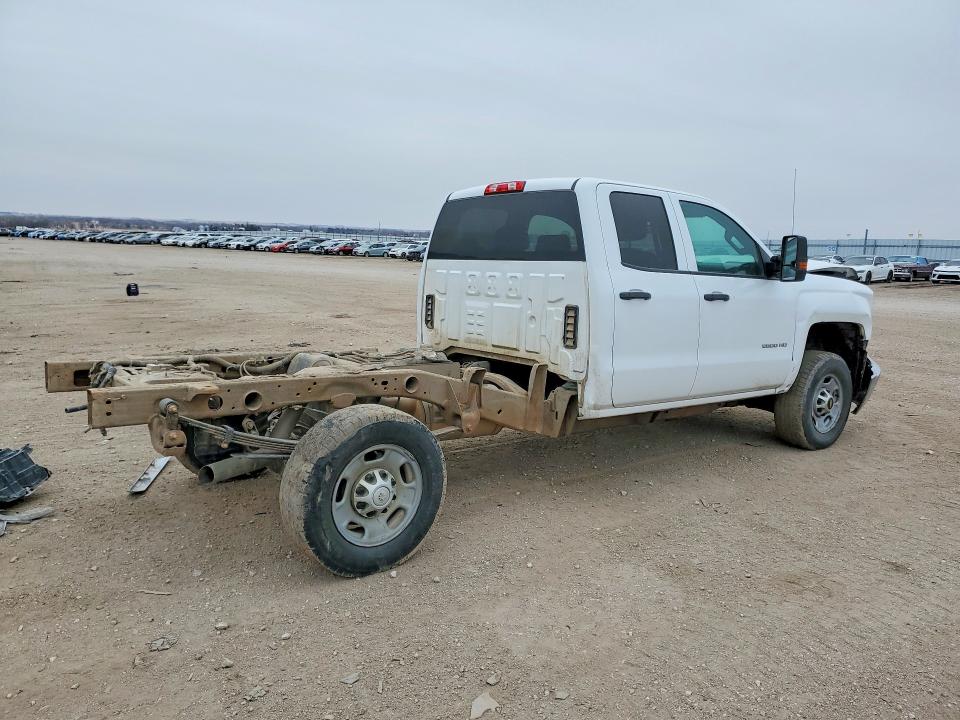 Photo 3 from auction – 2016 CHEVROLET SILVERADO with VIN 1GC2KUEGXGZ109930