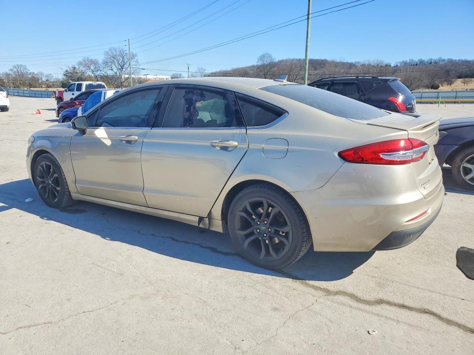 Photo 2 from auction – 2019 FORD FUSION with VIN 3FA6P0HD1KR160958