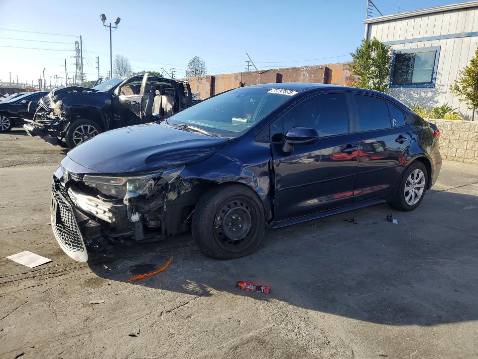 TOYOTA COROLLA 2021 with VIN 5YFEPMAE1MP228233 - Photo from auction