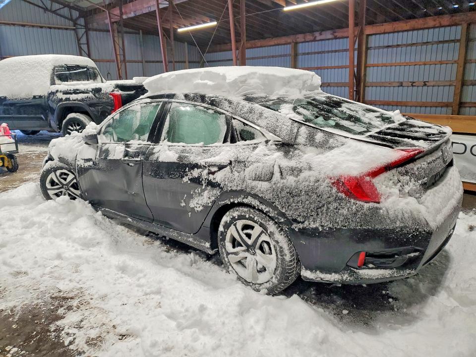 Photo 2 from auction – 2018 HONDA CIVIC with VIN 2HGFC2F5XJH018794