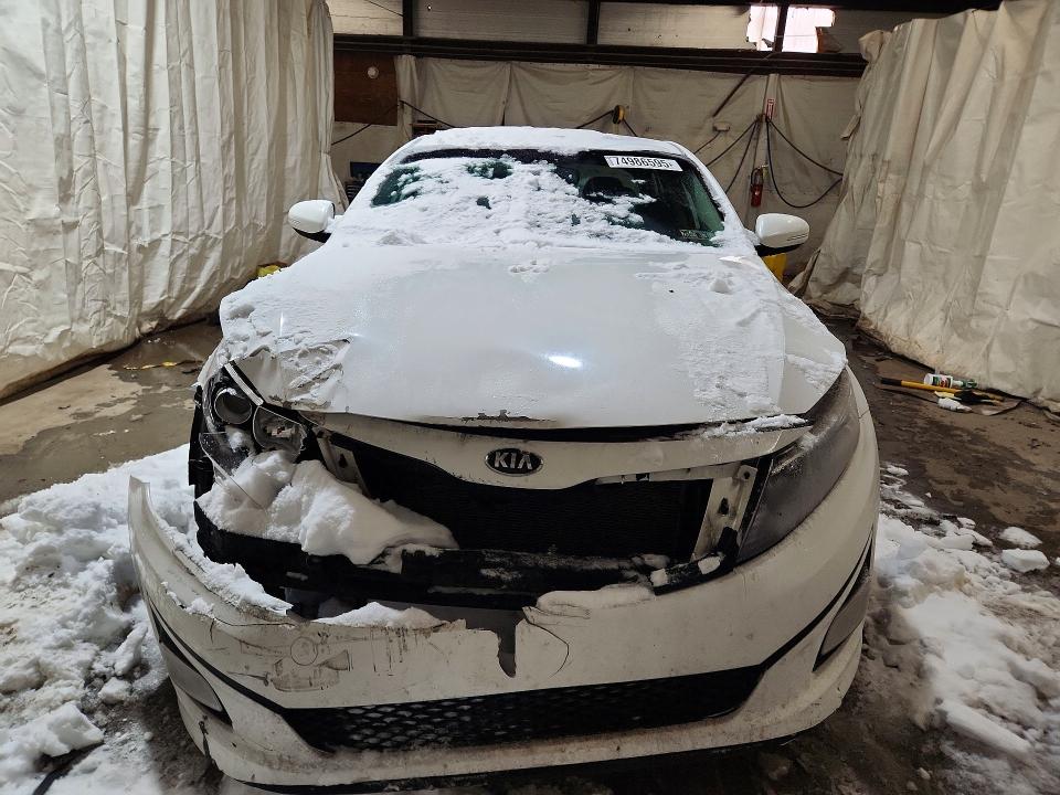 Photo 5 from auction – 2015 KIA OPTIMA with VIN KNAGM4A7XF5663011