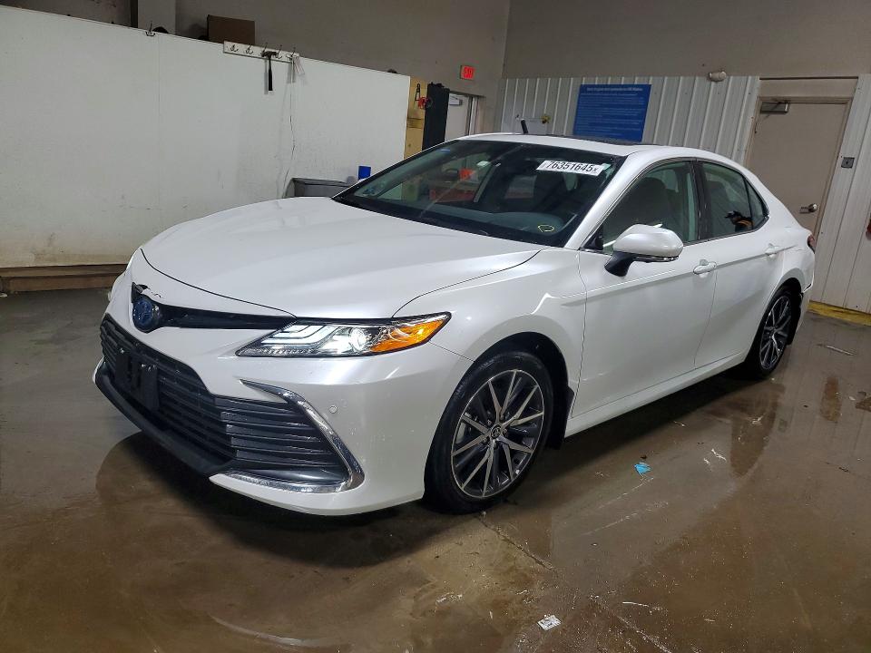 TOYOTA CAMRY 2023 with VIN 4T1F31AK7PU053655 - Photo from auction