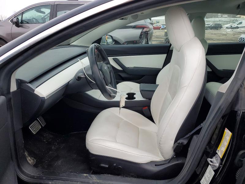 Photo 7 from auction – 2019 TESLA MODEL 3 with VIN 5YJ3E1EB2KF195375