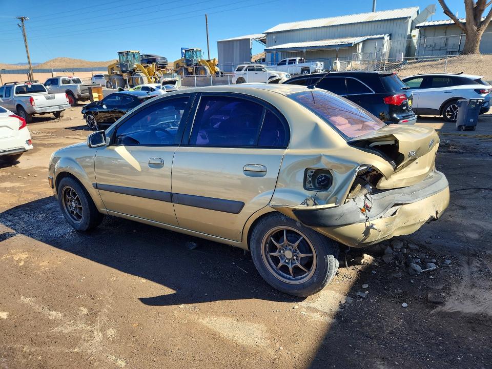 Photo 2 from auction – 2006 KIA RIO with VIN KNADE123566150141