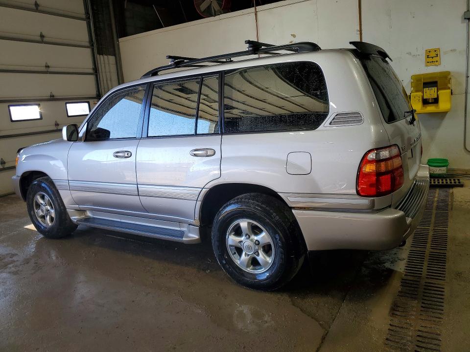 Photo 2 from auction – 2002 TOYOTA LAND CRUISER with VIN JTEHT05J022026225