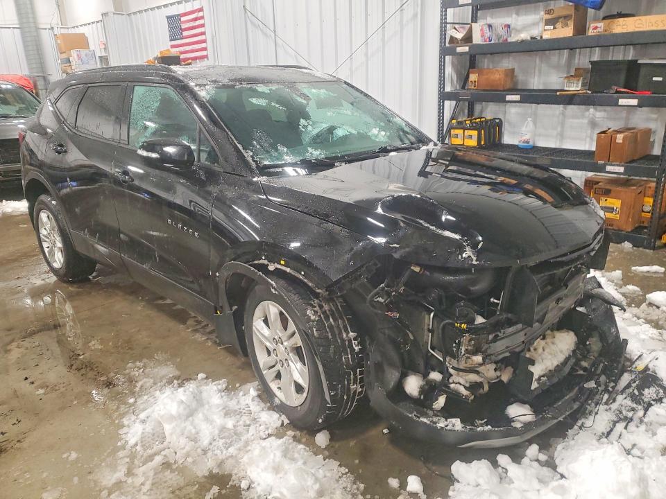 Photo 4 from auction – 2020 CHEVROLET BLAZER 2LT with VIN 3GNKBCRS4LS624350
