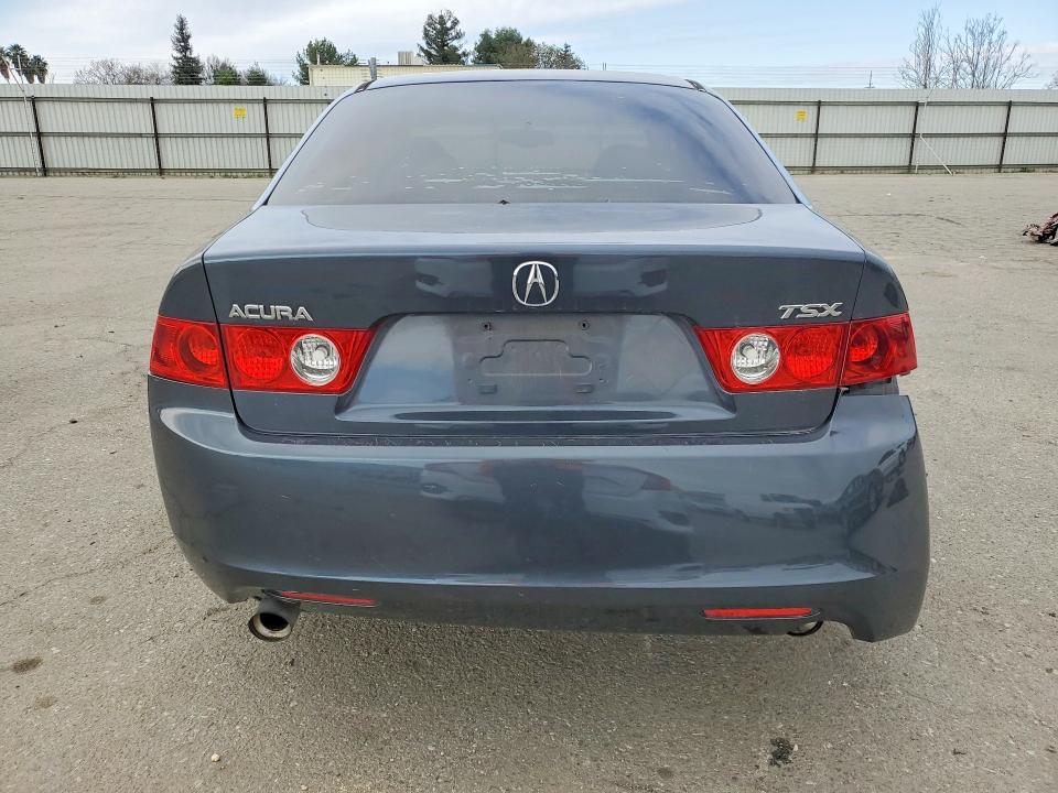 Photo 6 from auction – 2004 ACURA TSX with VIN JH4CL96854C010452