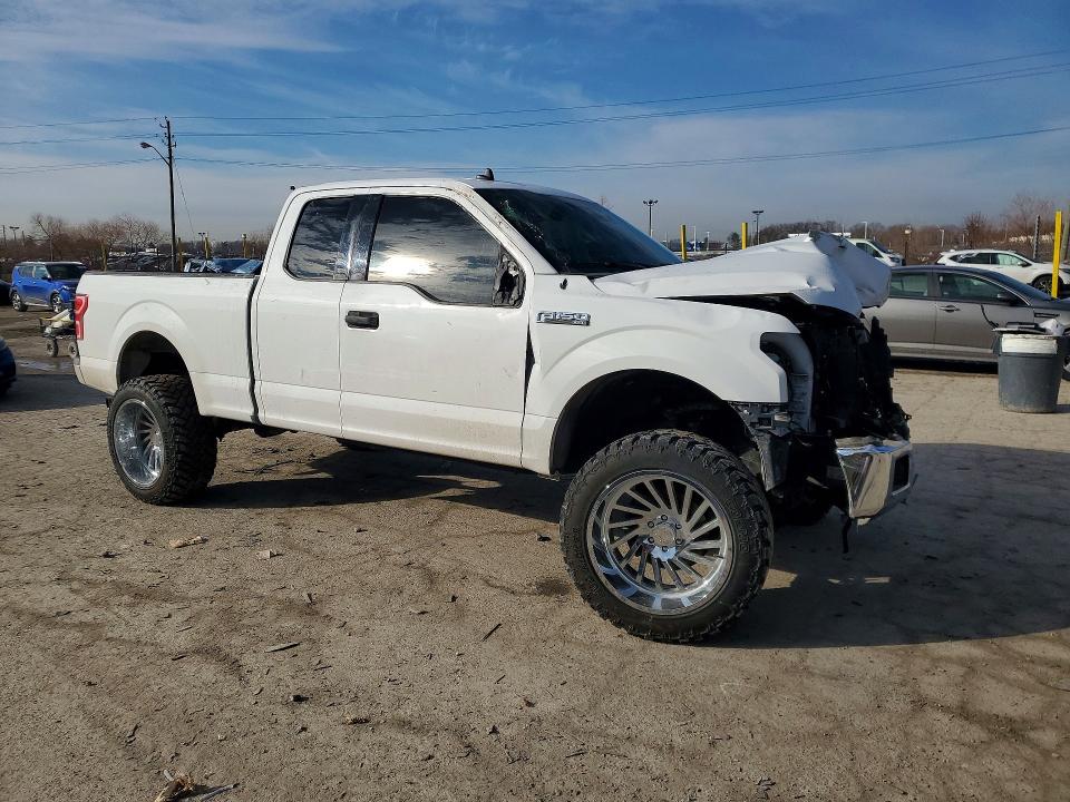 Photo 4 from auction – 2020 FORD F150 SUPER with VIN 1FTEX1C51LFB69363