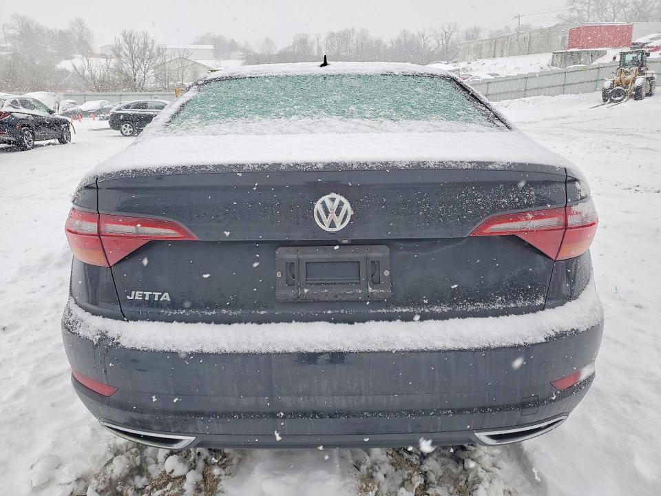 Photo 6 from auction – 2019 VOLKSWAGEN JETTA with VIN 3VWC57BUXKM084669