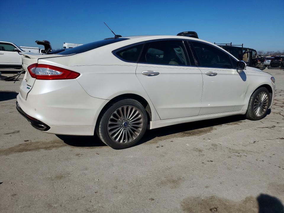 Photo 3 from auction – 2015 FORD FUSION with VIN 3FA6P0K99FR268920
