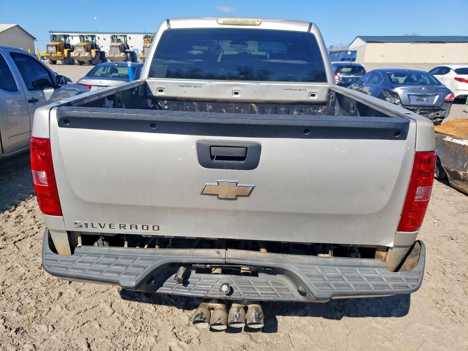 صورة رقم 6 من المزاد - 2008 CHEVROLET SILVERADO مع VIN 2GCEC13C581336915