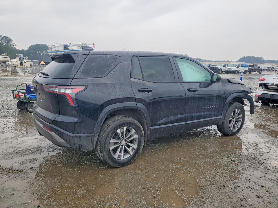 Photo 3 from auction – 2026 CHEVROLET EQUINOX LT with VIN 3GNAXHEGXTL223133