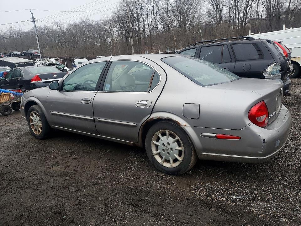 Photo 2 from auction – 2001 NISSAN MAXIMA with VIN JN1CA31D91T628381
