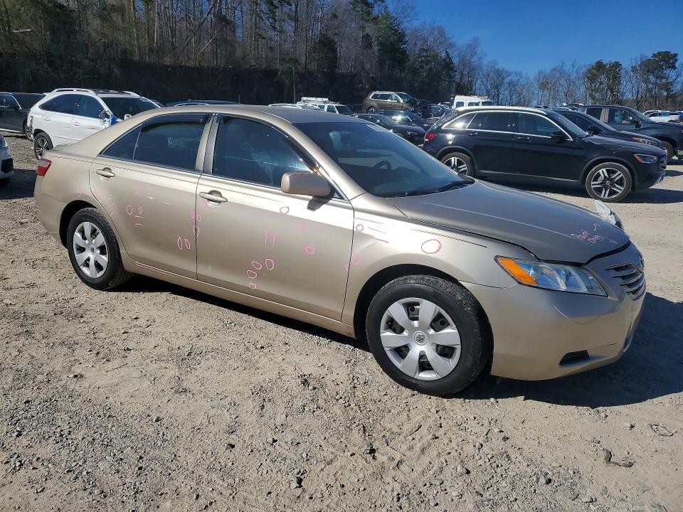 Photo 4 from auction – 2007 TOYOTA CAMRY with VIN 4T1BE46KX7U689666