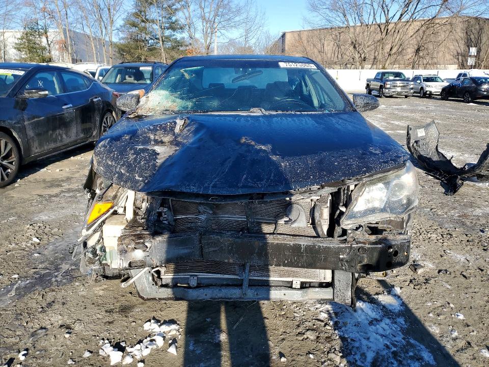Photo 5 from auction – 2014 TOYOTA CAMRY HYBR with VIN 4T1BD1FK3EU118972