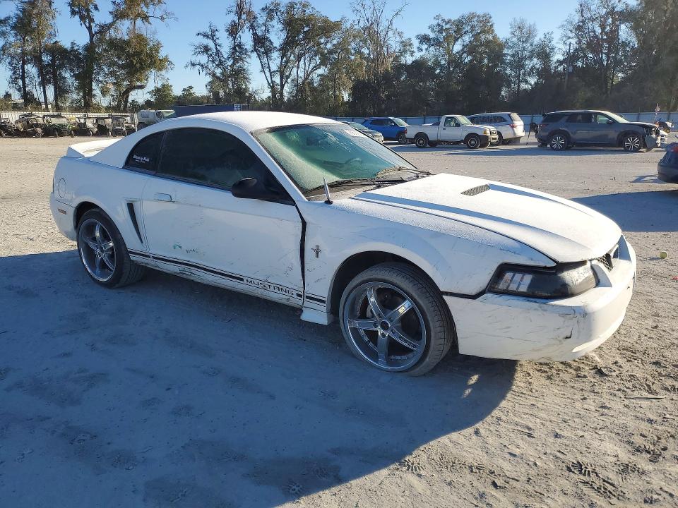Photo 4 from auction – 2000 FORD MUSTANG with VIN 1FAFP4049YF290690