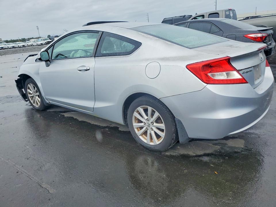 Photo 2 from auction – 2012 HONDA CIVIC with VIN 2HGFG3B82CH540316